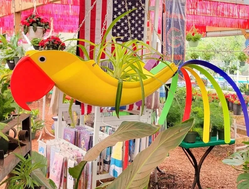 🔥Handmade Bright Colorful Bird Hanging Planter Yard Decor